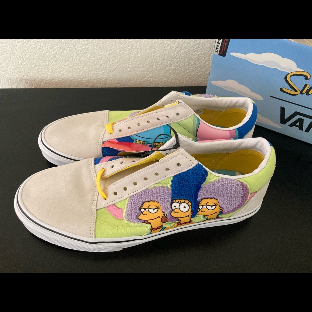 Host Pick New The Simpsons Vans Bouviers Sisters Men’s SZ 11 VN0A4VB521M Sneaker - Picture 8 of 15
